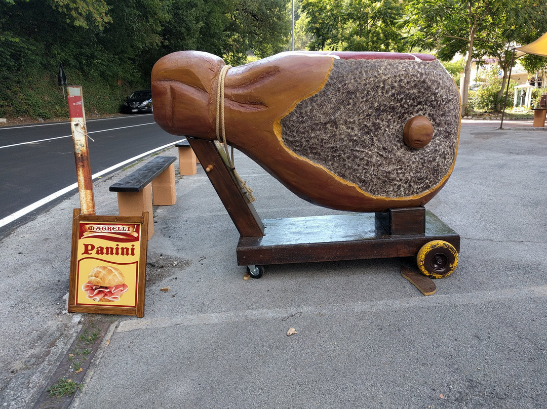 Roccaporena旅游景点-Magrelli Prodotti Tipici