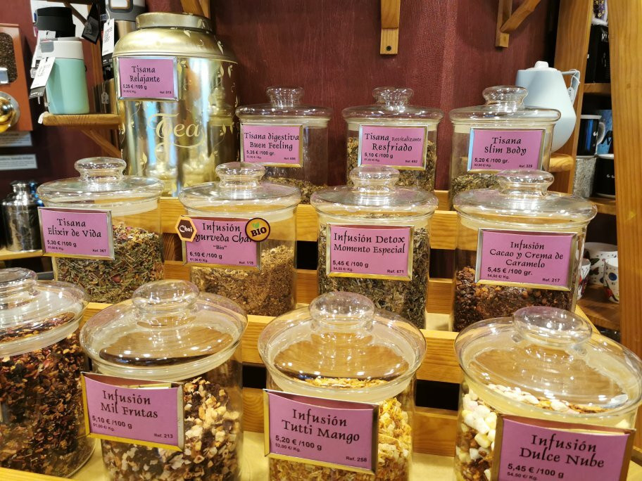 Golden Tips, Tes, Cafes y Chocolates-马拉加必去景点