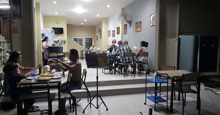 Phe餐馆和美食-Il Bocconcino Italian Restaurant