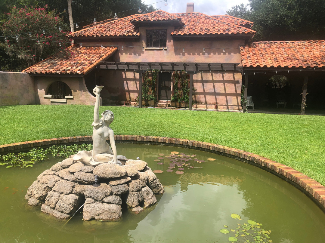 The Howey Mansion景点图片