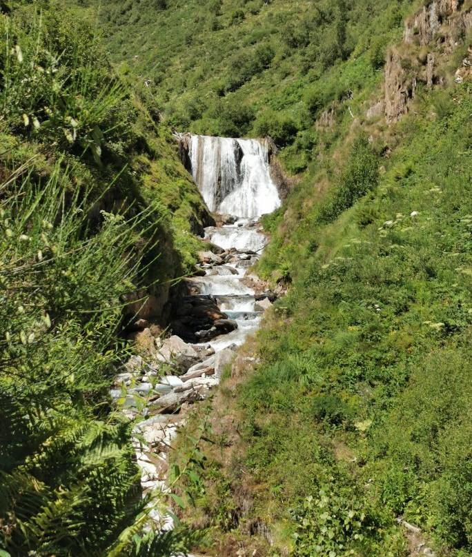 Cascades De L'Artigue-Auzat必去景点