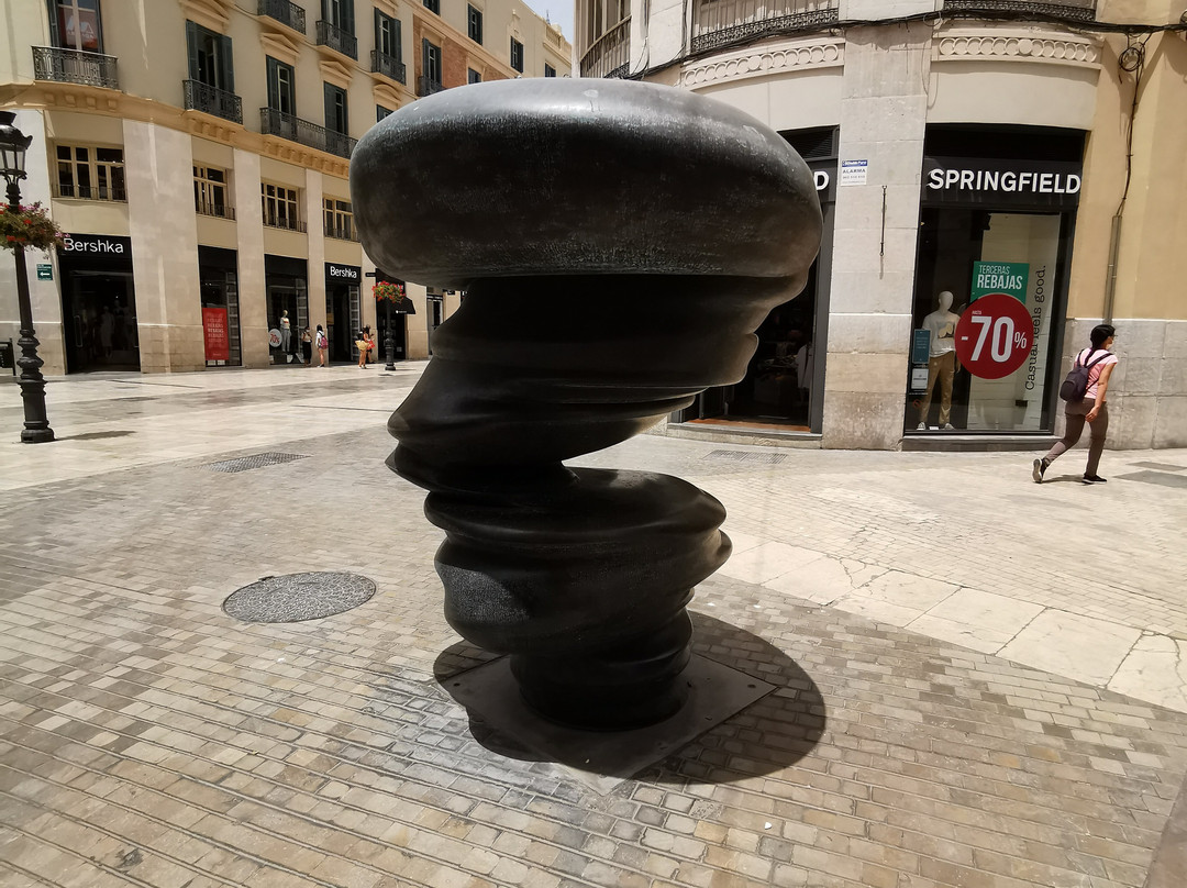 Points of View Sculpture-马拉加必去景点