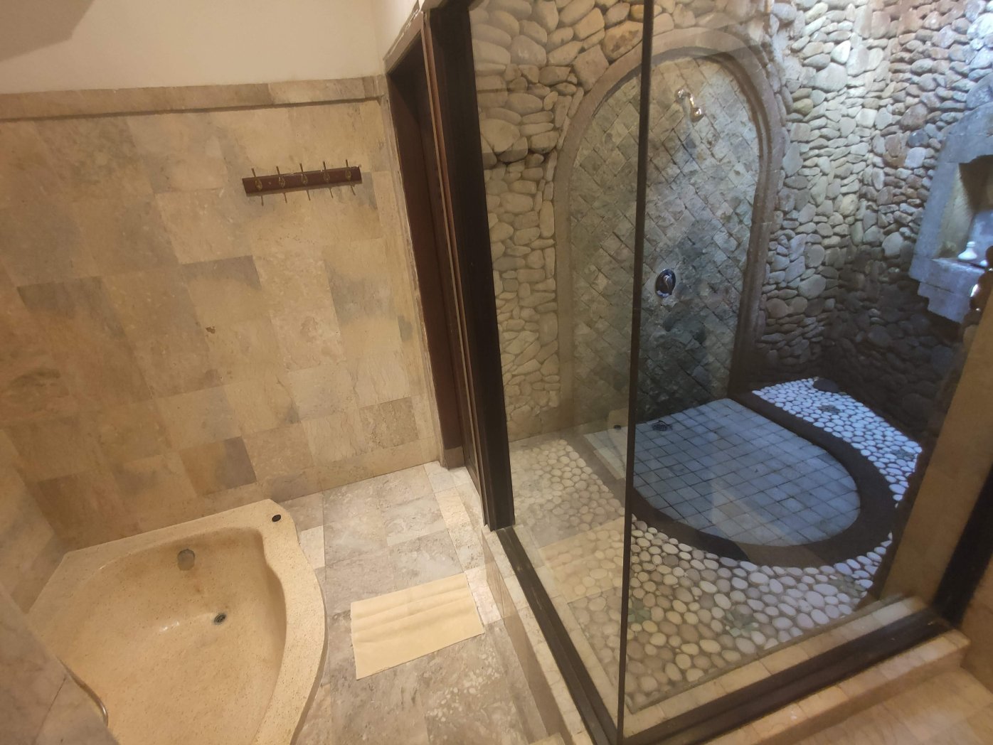 索尼娅乌布别墅酒店-浴室