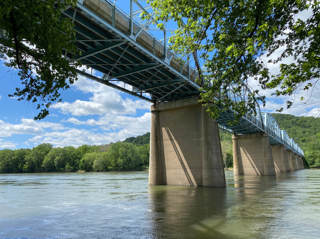 C&O Canal Hike at Point of Rocks Boat Ramp景点图片