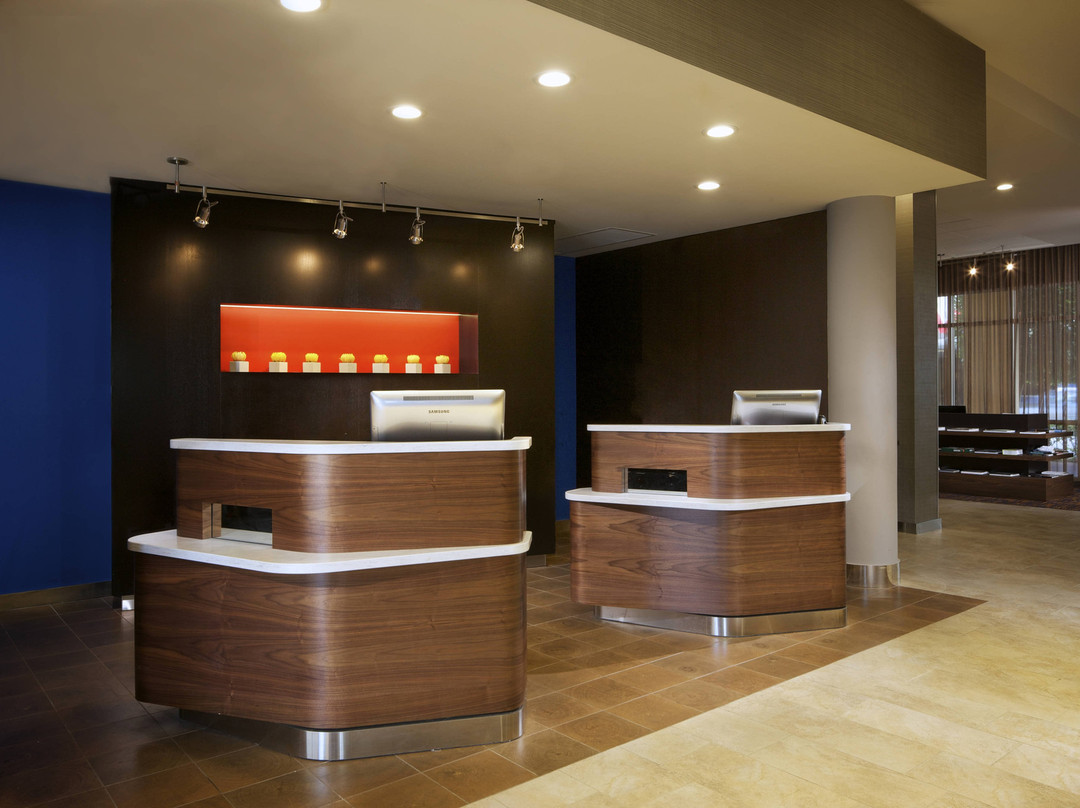 迈阿密戴德兰万怡酒店主图