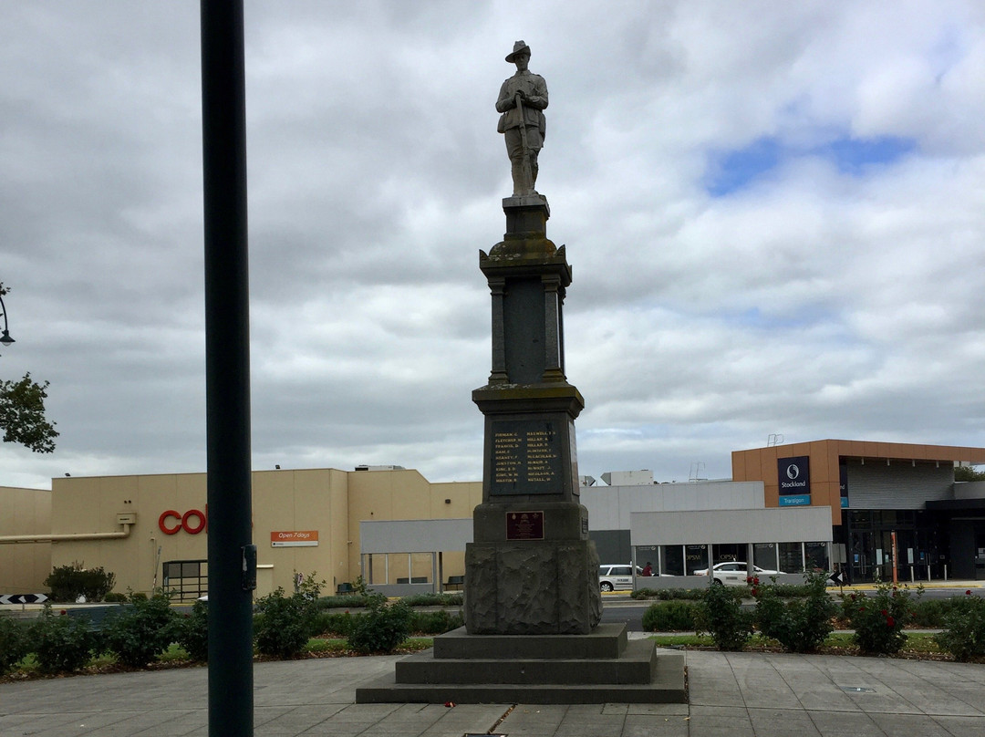 Traralgon War Memorial-特拉拉尔根必去景点