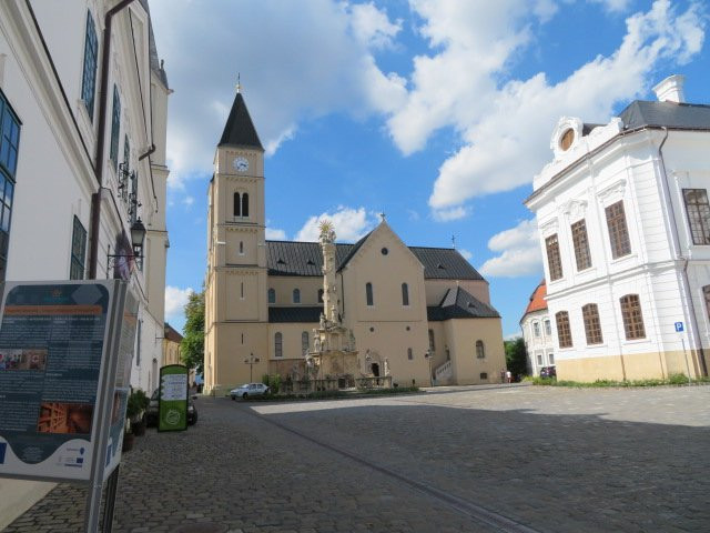 St. Michael's Cathedral景点图片