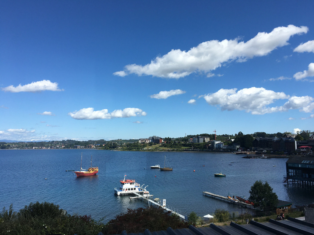 湖滨小屋酒店主图