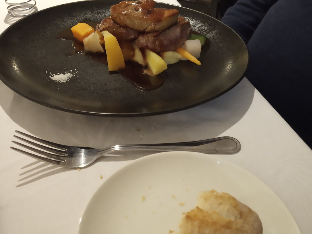 Logis Hotel Aux Maisons主图