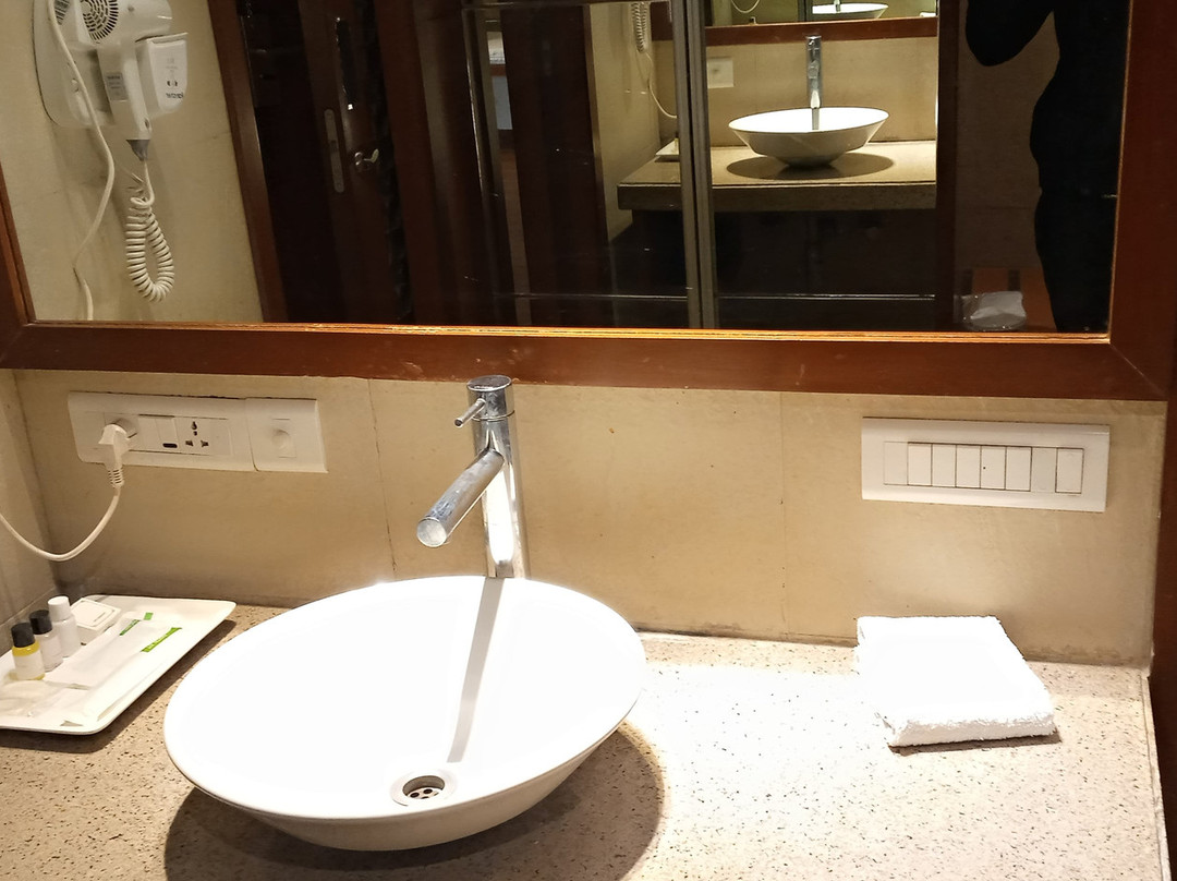 Cambay Grand, Kukas主图