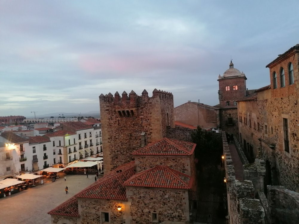Torre de Bujaco景点图片