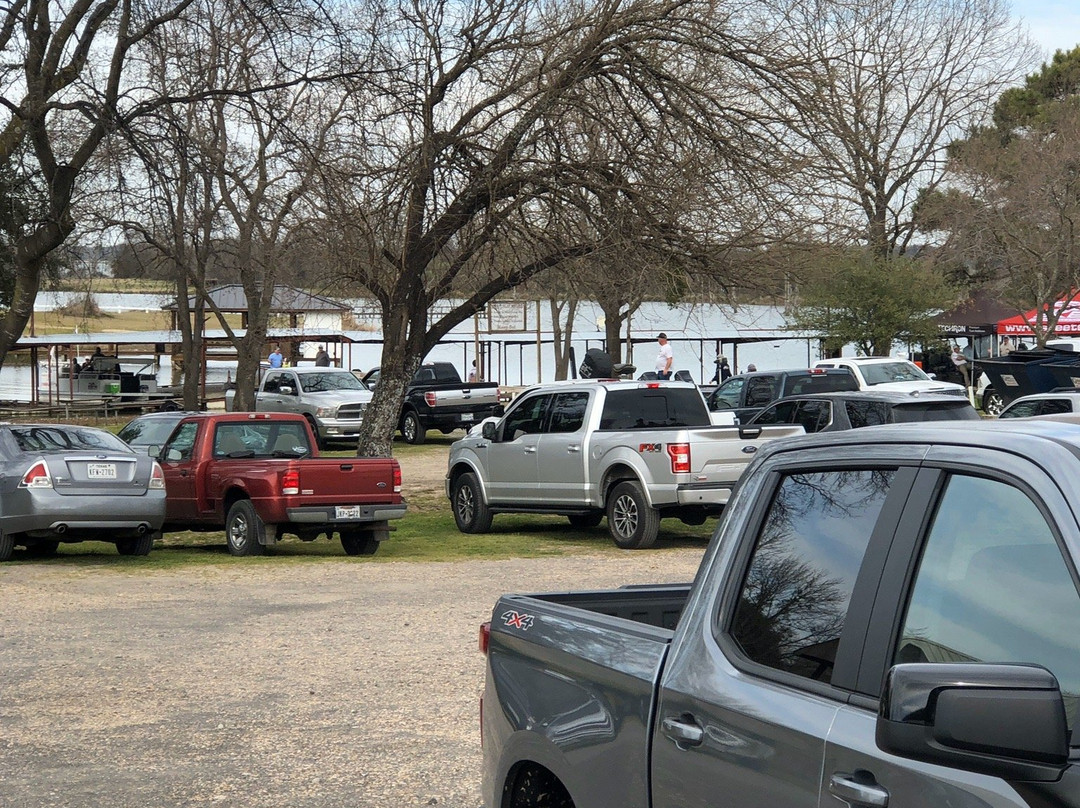 Lake Fork Marina & Motel主图