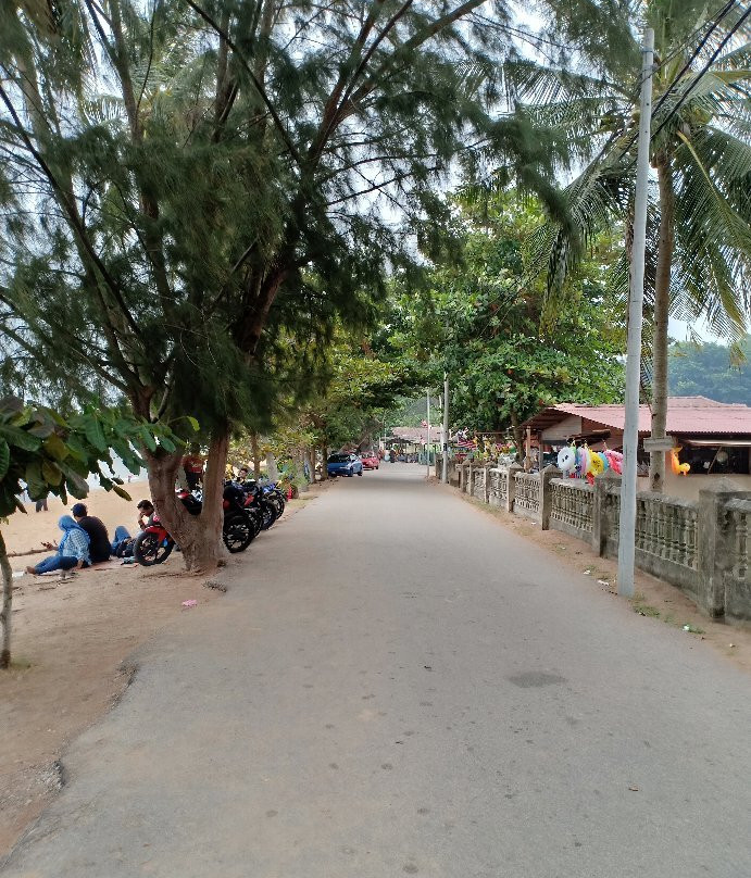 Pantai Peranginan Padang Kemunting-甘榜马日丹那必去景点