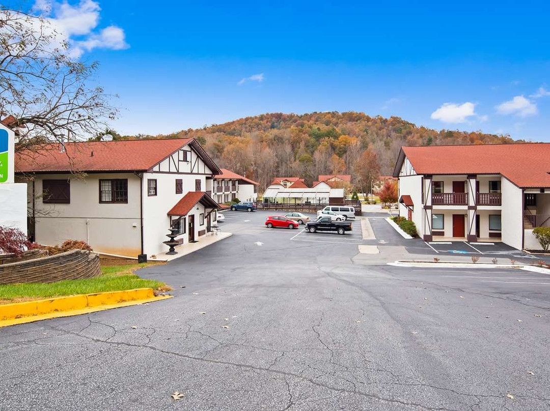 SureStay By Best Western Helen Downtown主图