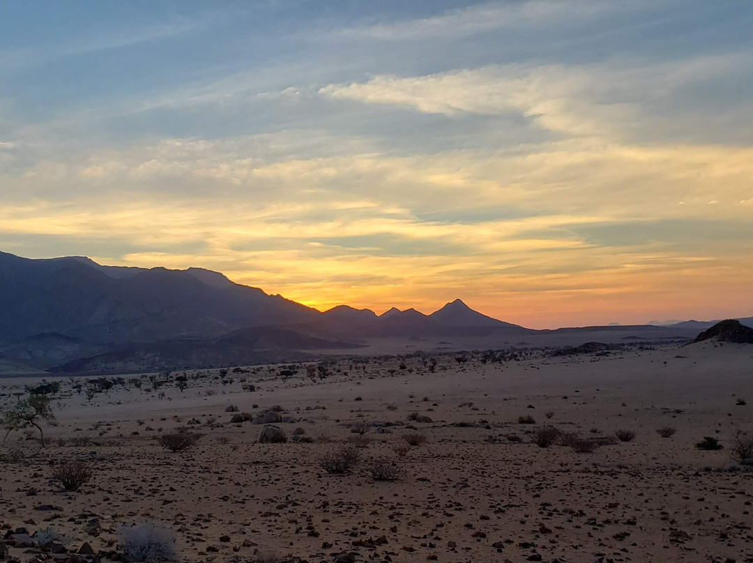 Brandberg Mountain-达马拉兰必去景点