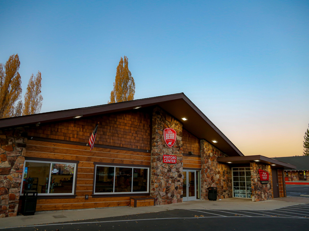 Big Bear Visitor Center-大熊湖必去景点