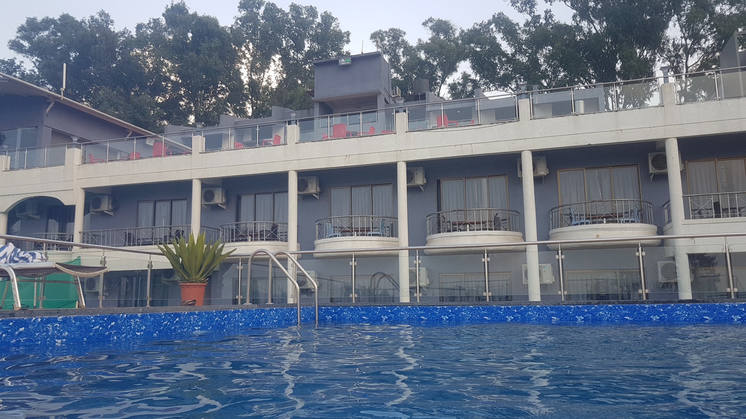 Cloud Mist Resort and Spa-浴室