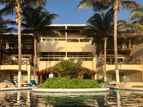 Half Moon Bay-艾库玛尔必去景点