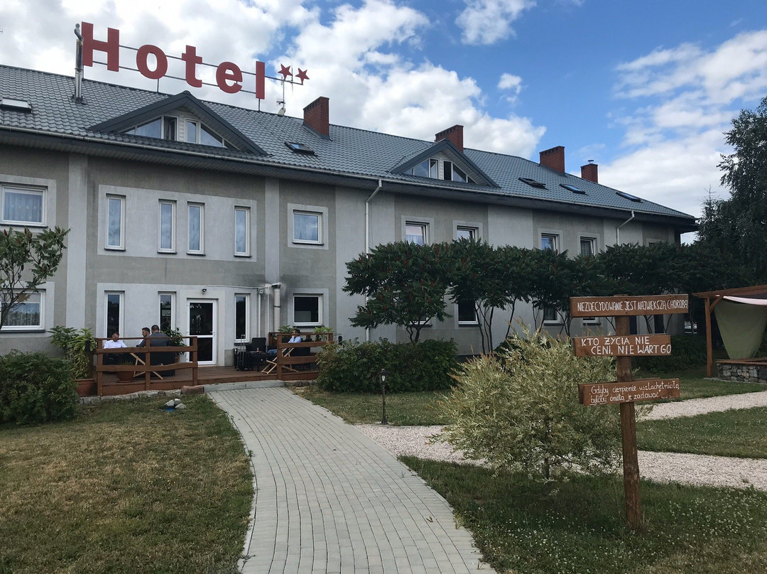 Tirest Hotel主图