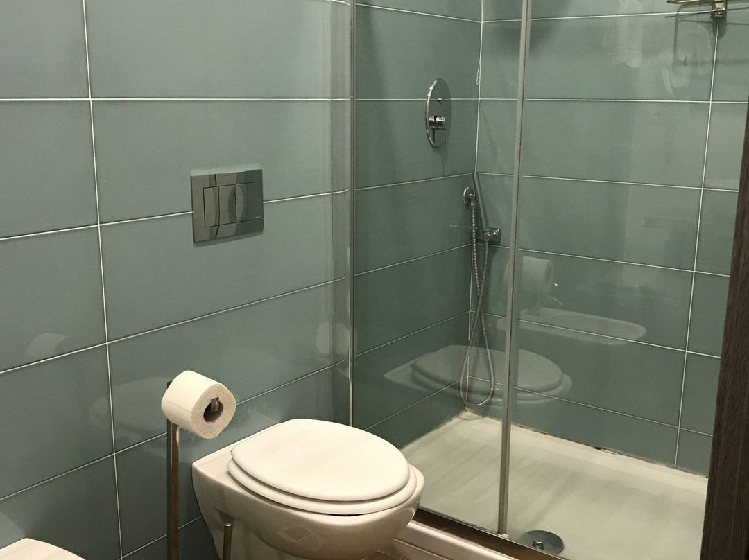 Academy Hotel主图