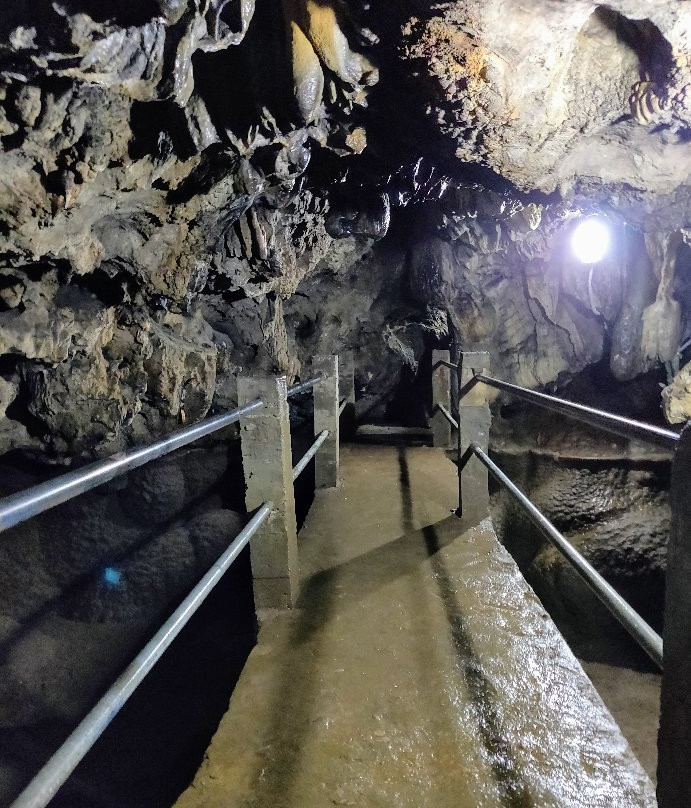 Mawjymbuin Cave景点图片