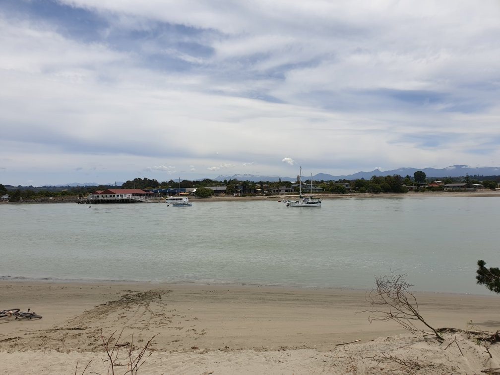 Mapua Ferry景点图片