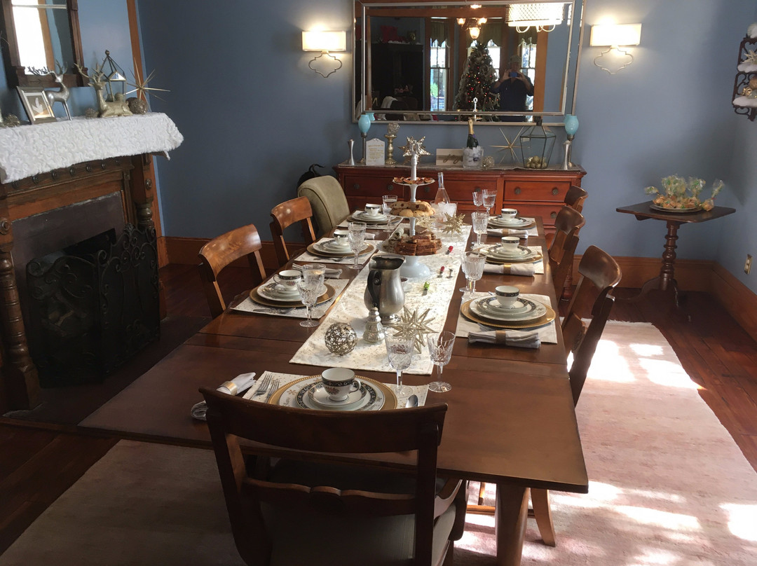 The Laurel Oak Inn主图