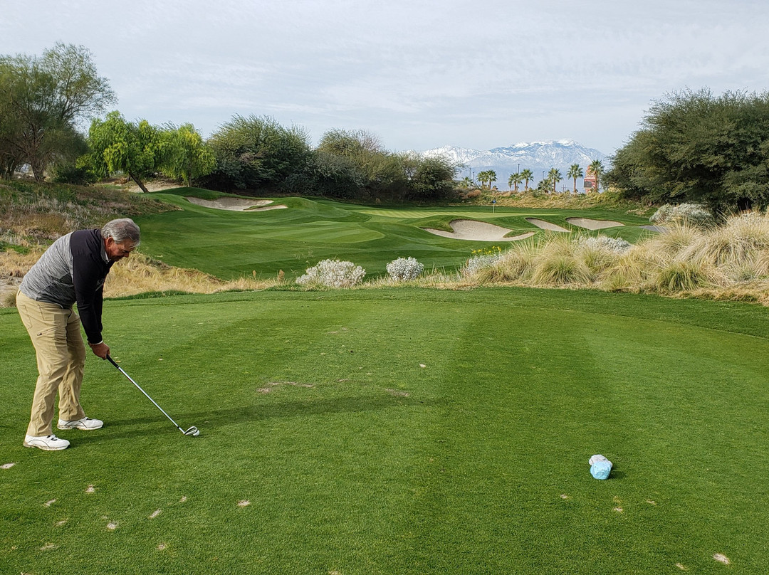 Eagle Falls Golf Course-印第奥必去景点