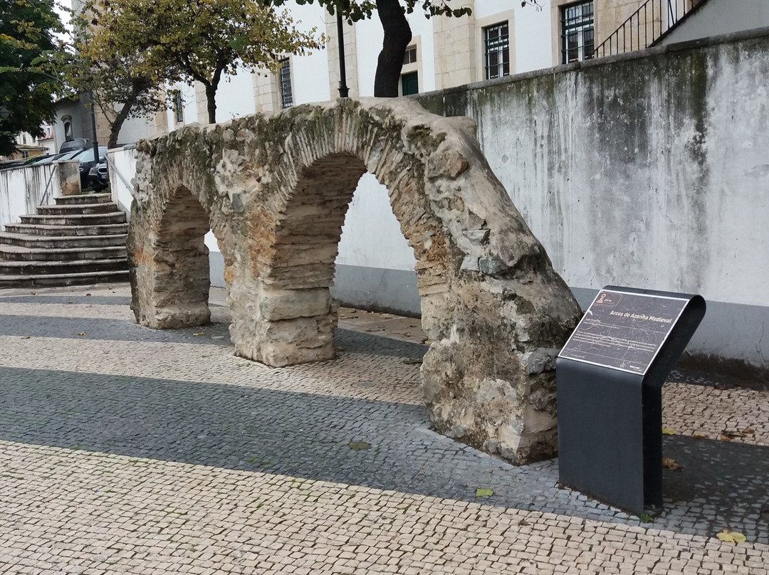 Arcos De Azenha Medieval景点图片