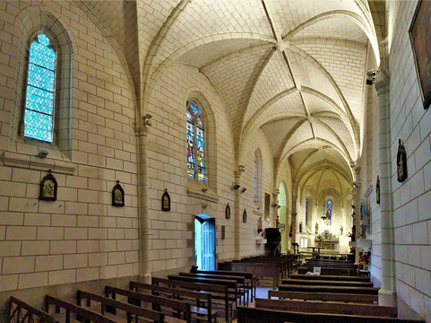 Église Saint-Pierre-Es-Liens-Chedigny必去景点