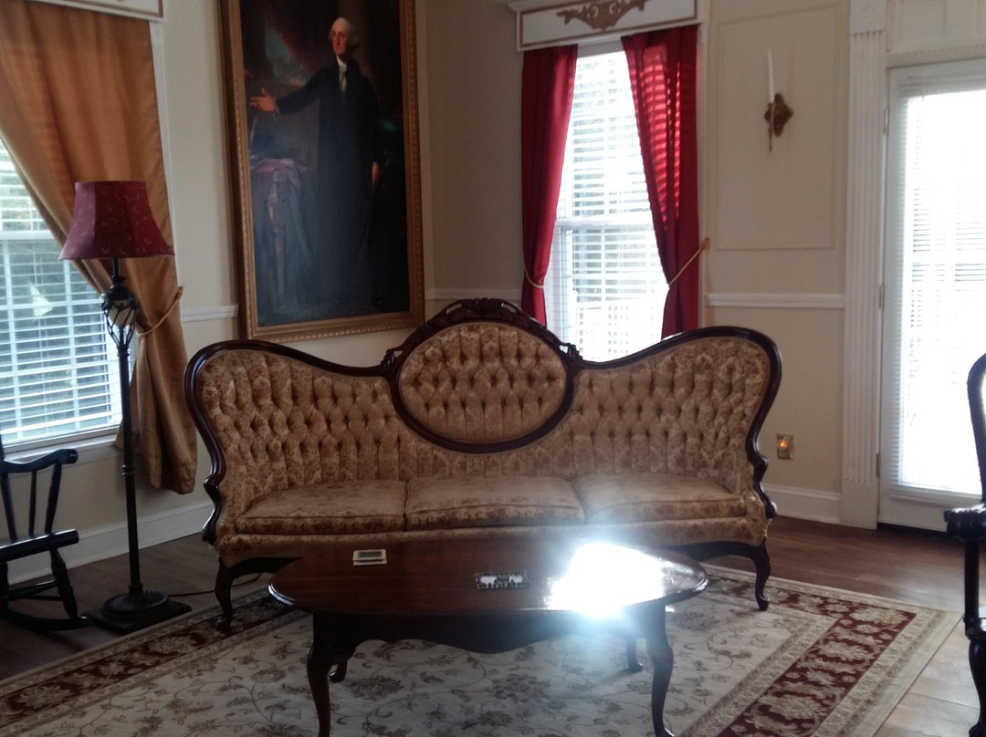 Shiloh Chennault Bed and Breakfast主图