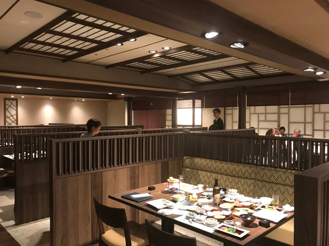 鸣子观光酒店主图