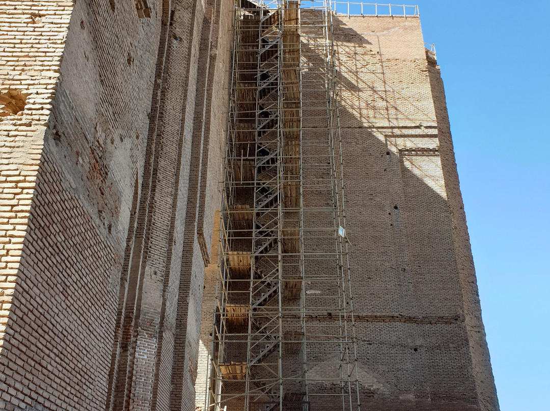 Ark Mosque (Ark-e-alishah)景点图片