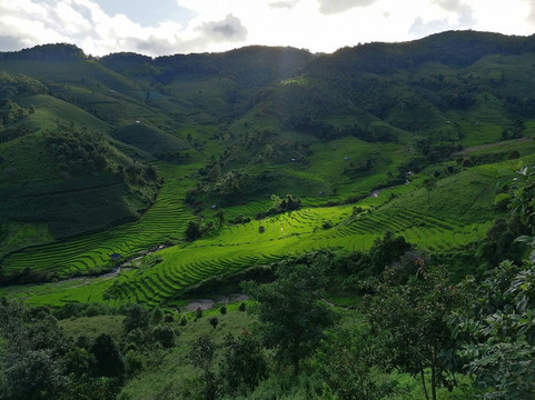 Na Khan Bandi Ban Mae Long Mae Chaem-夜占必去景点