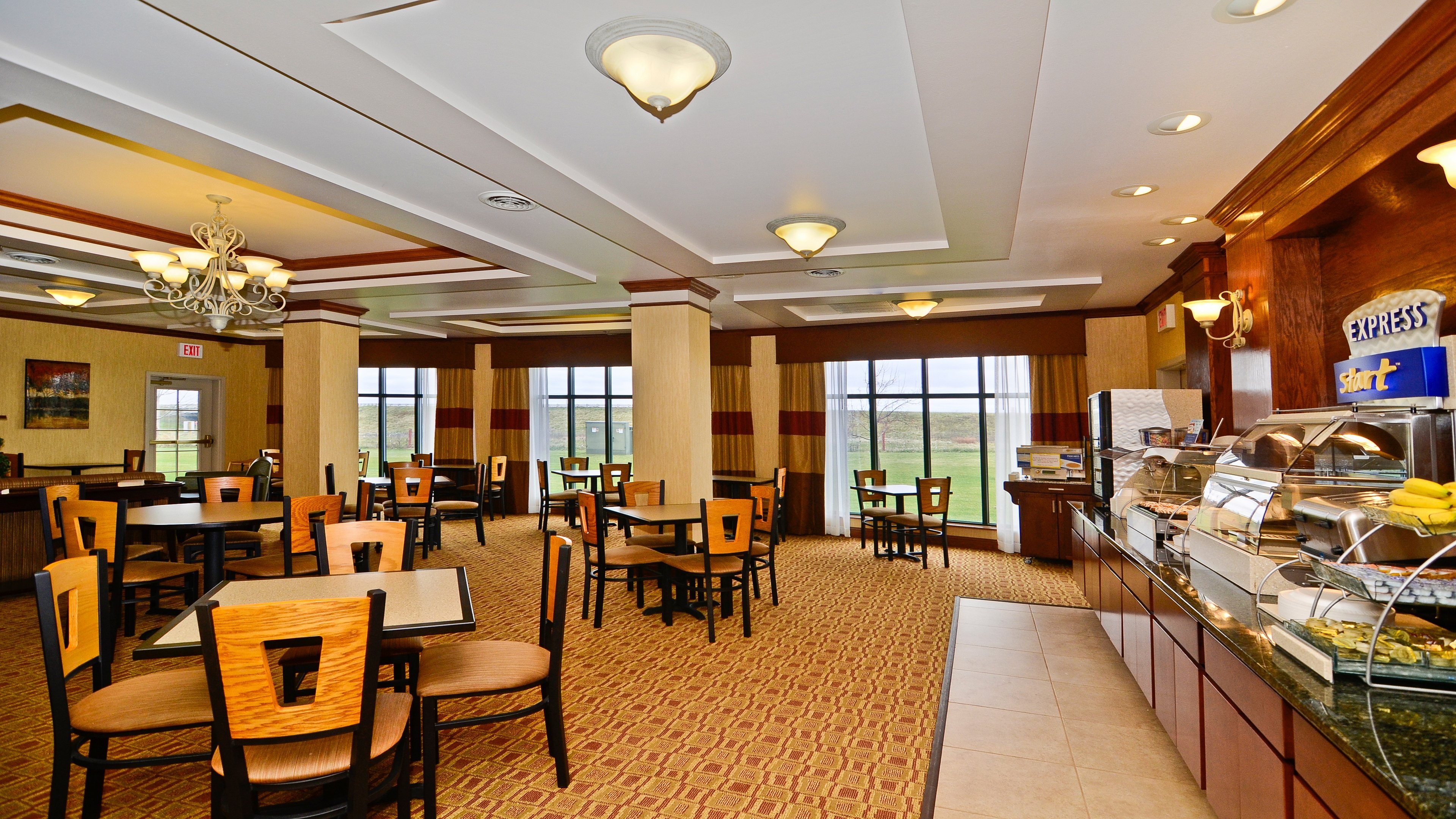 Holiday Inn Express & Suites Fort Atkinson, an IHG hotel-官方
