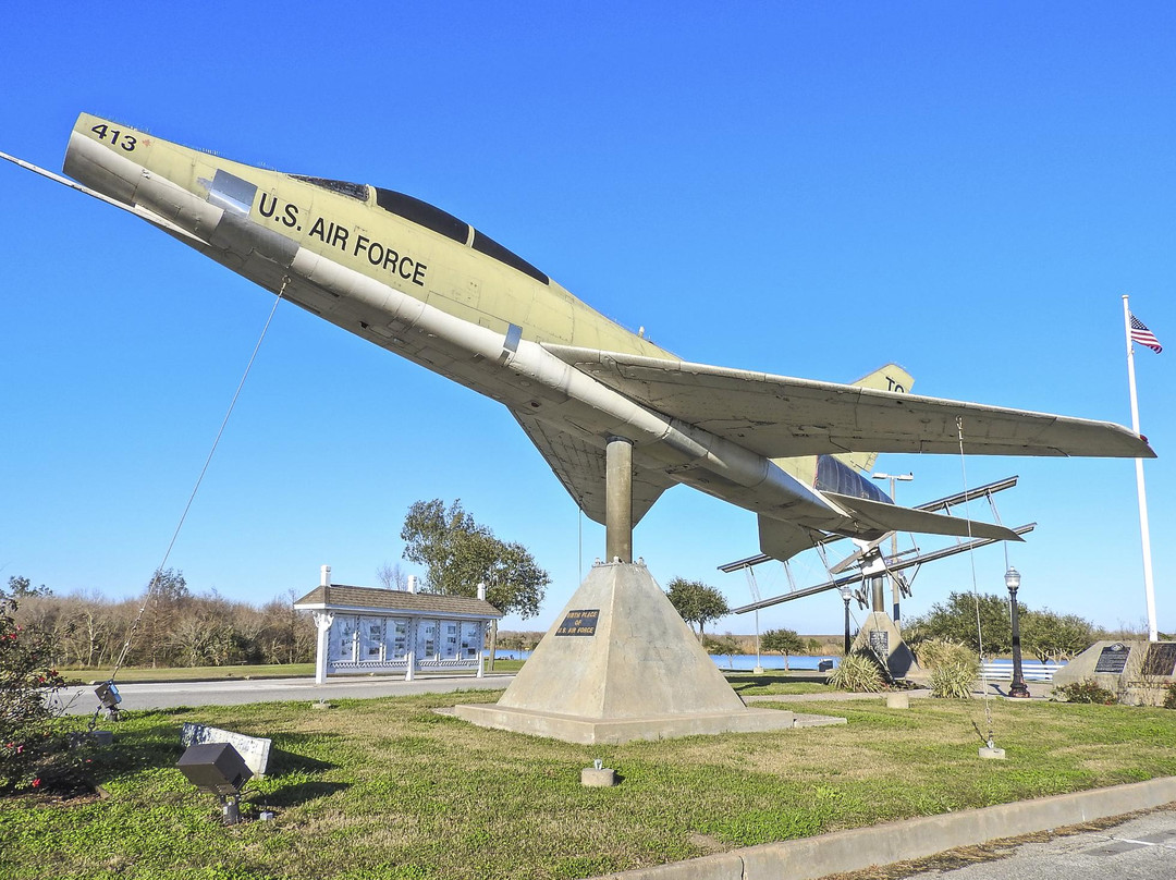 得克萨斯城旅游景点-Bay Street Park