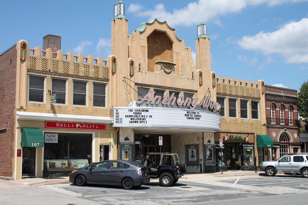 Reel Cinemas Anthony Wayne Theater