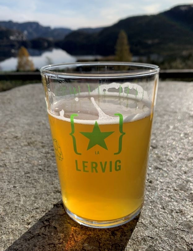 Preikestolen BaseCamp主图