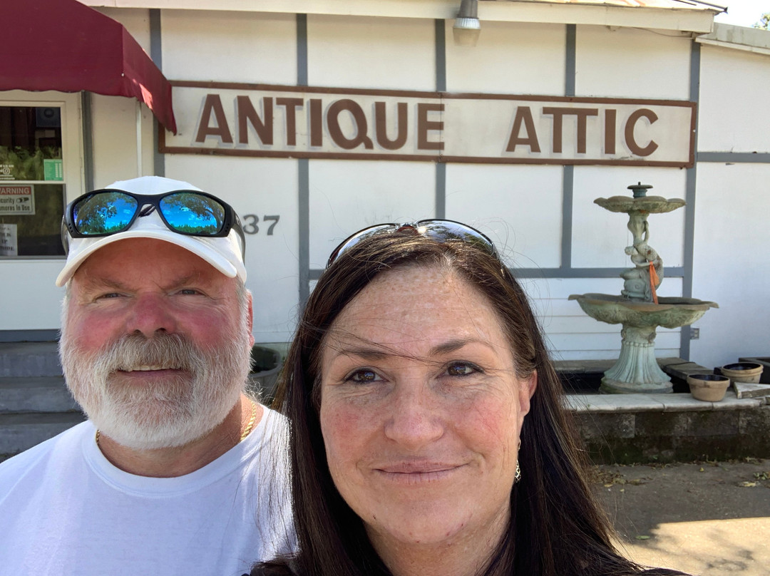 Antique Attic-多森必去景点