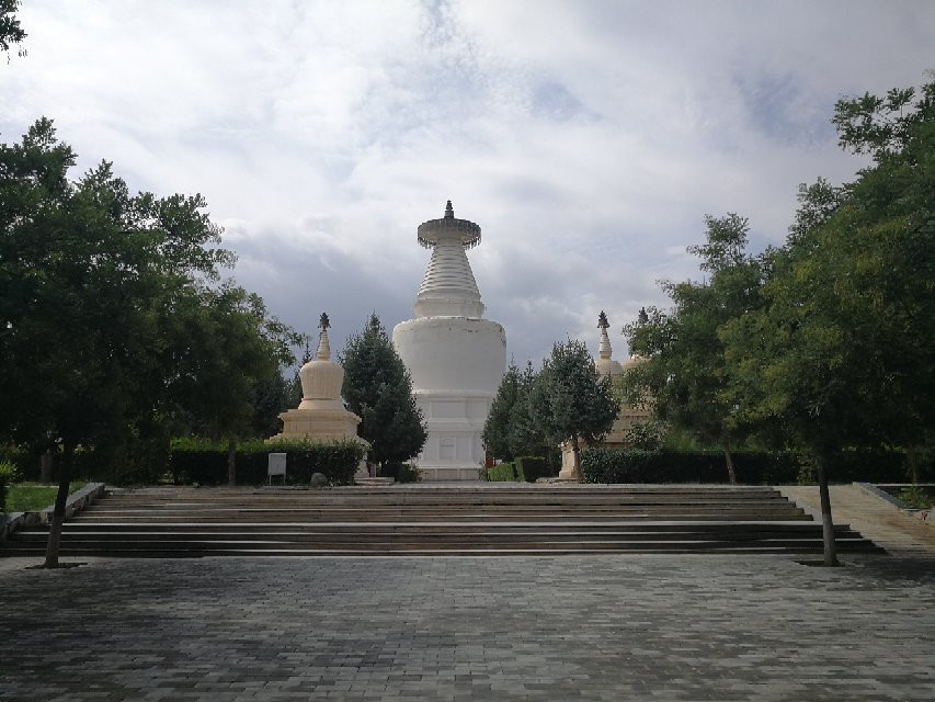 凉州白塔寺景点图片