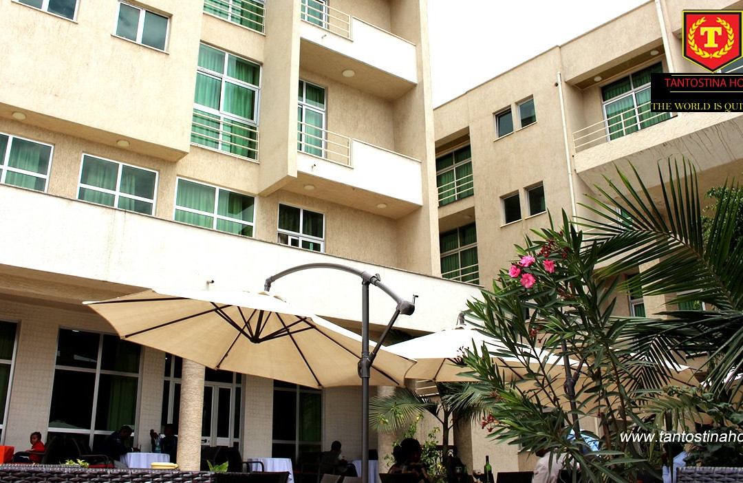Tantos Tina Hotel