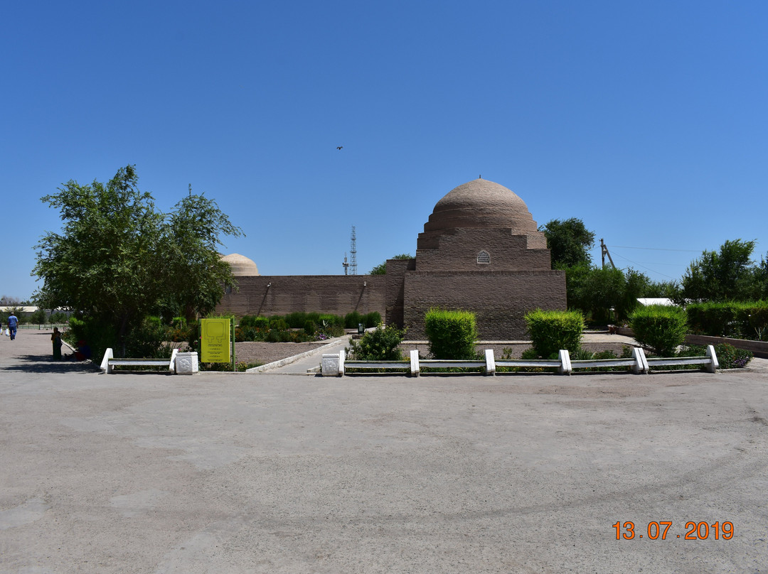 Matkerim Ishan Mausoleum-昆亚乌尔根奇必去景点
