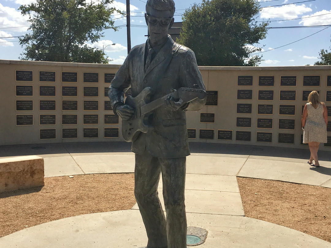 Buddy Holly Statue and West Texas Walk of Fame景点图片