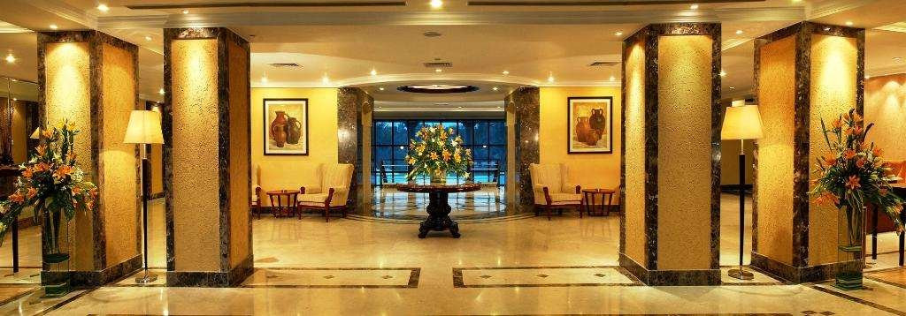 潘奇瓦蒂财富公园酒店主图