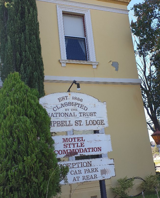 Campbell St Lodge主图