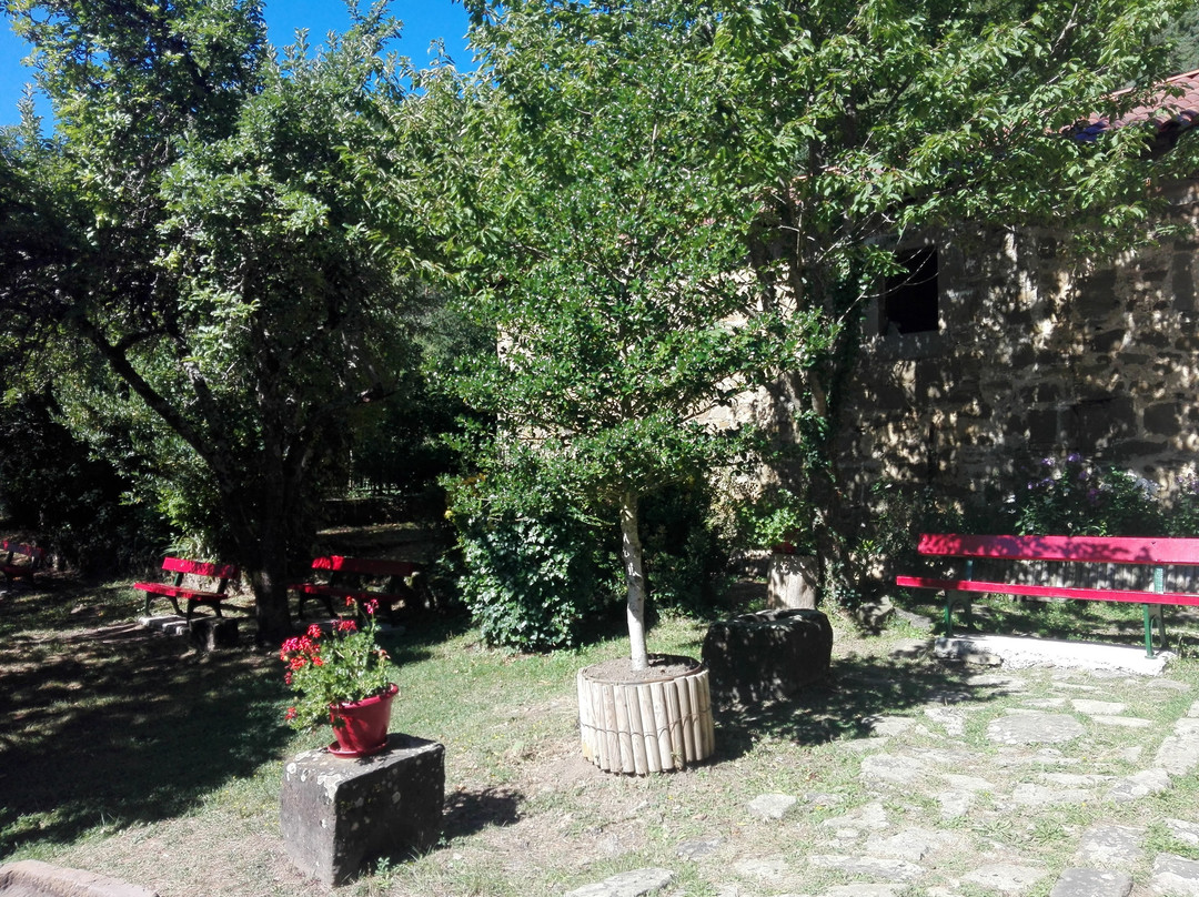 Ermita de Idoia-Isaba必去景点