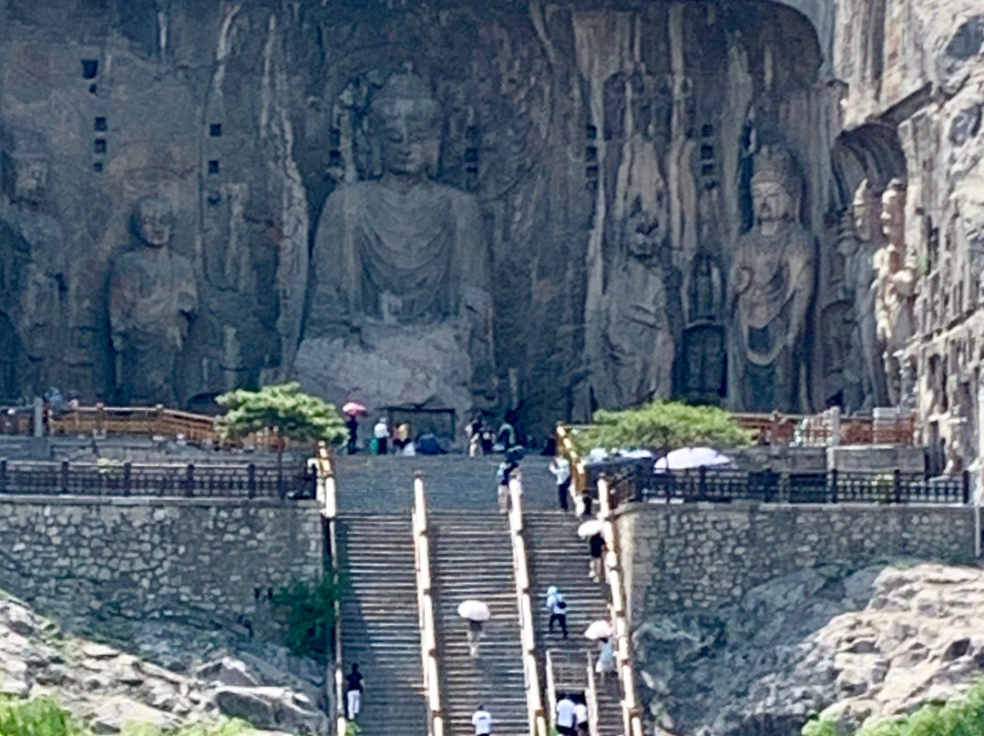 龙门石窟-龙门县必去景点
