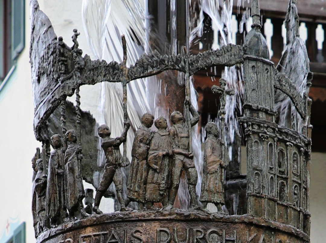 Bronze Brunnen-奥伯阿默高必去景点