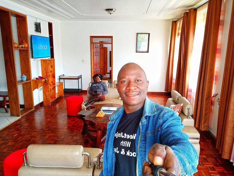 Bunyonyi Safaris Resort主图