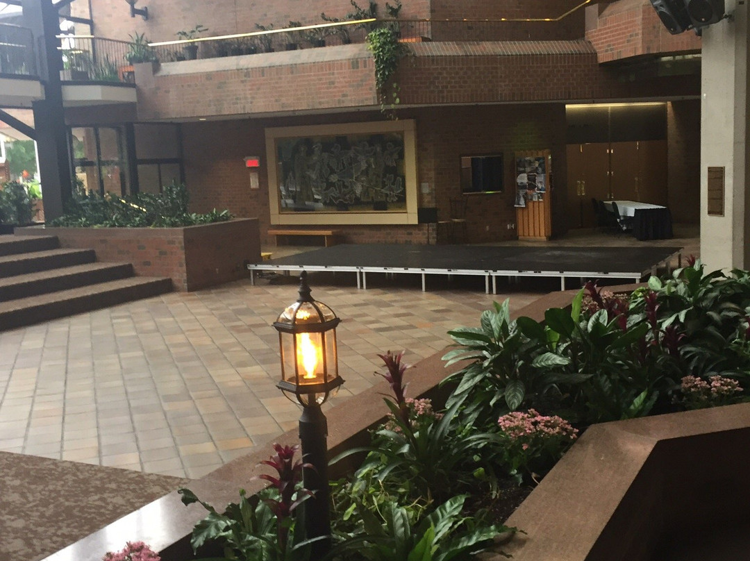 Gatineau City Hall-加蒂诺必去景点